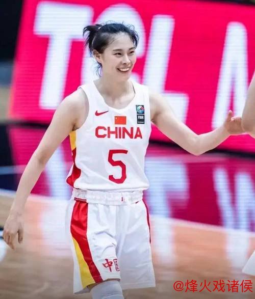 王思雨砍下19分中国女篮惜败澳大利亚 孙梦然贡献12分