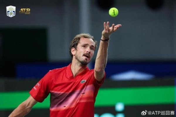 澳门六合彩开奖 上海大师赛梅德维德夫赢开门红 鲁德首战爆冷出局
