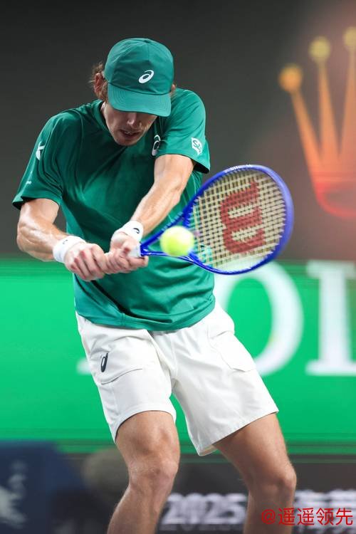 上海大师赛梅德维德夫赢开门红 鲁德首战爆冷出局