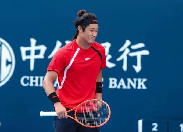 澳门六合彩 上海大师赛次日周意收退赛大礼 张之臻止步首轮